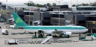 Aer Lingus plane at Shannon Airport