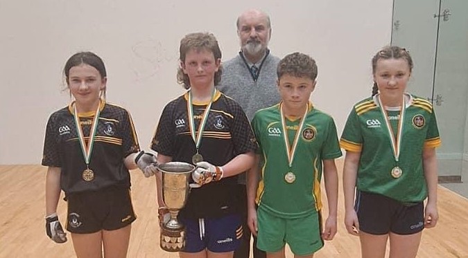 Tuamgraney Gael linn winners Sinead Doyle and Daniel Madden with Kilkishen Tracy Tuohy and Walter Moroney Sólás winners making it a Clare and Munster double