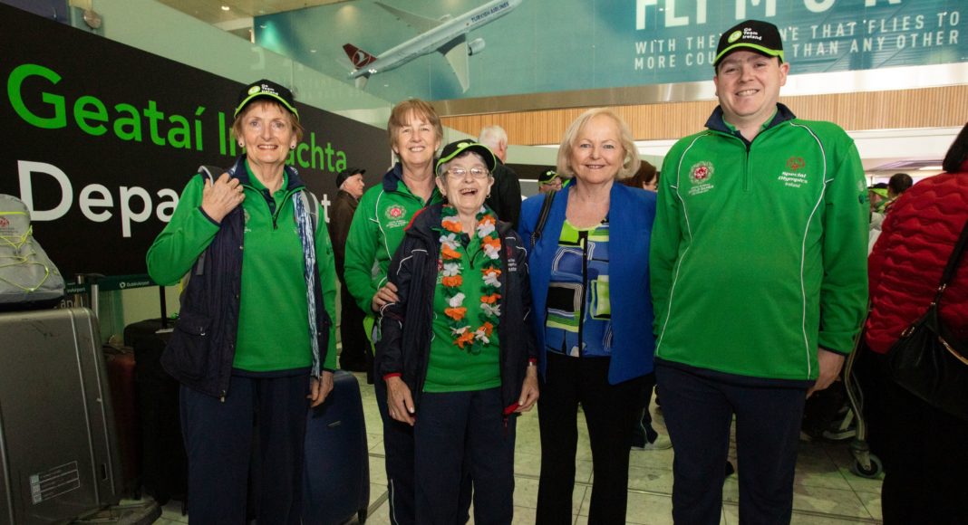Team Ireland golfer Mairead Moroney from Ennis, Co Clare (centre) with teammates, coaches and supporters at Dublin Airport ahead of Team Ireland’s departure for the Special Olympics World Summer Games in Abu Dhabi, United Arab Emirates. Photo by Matt Browne/Sportsfile
